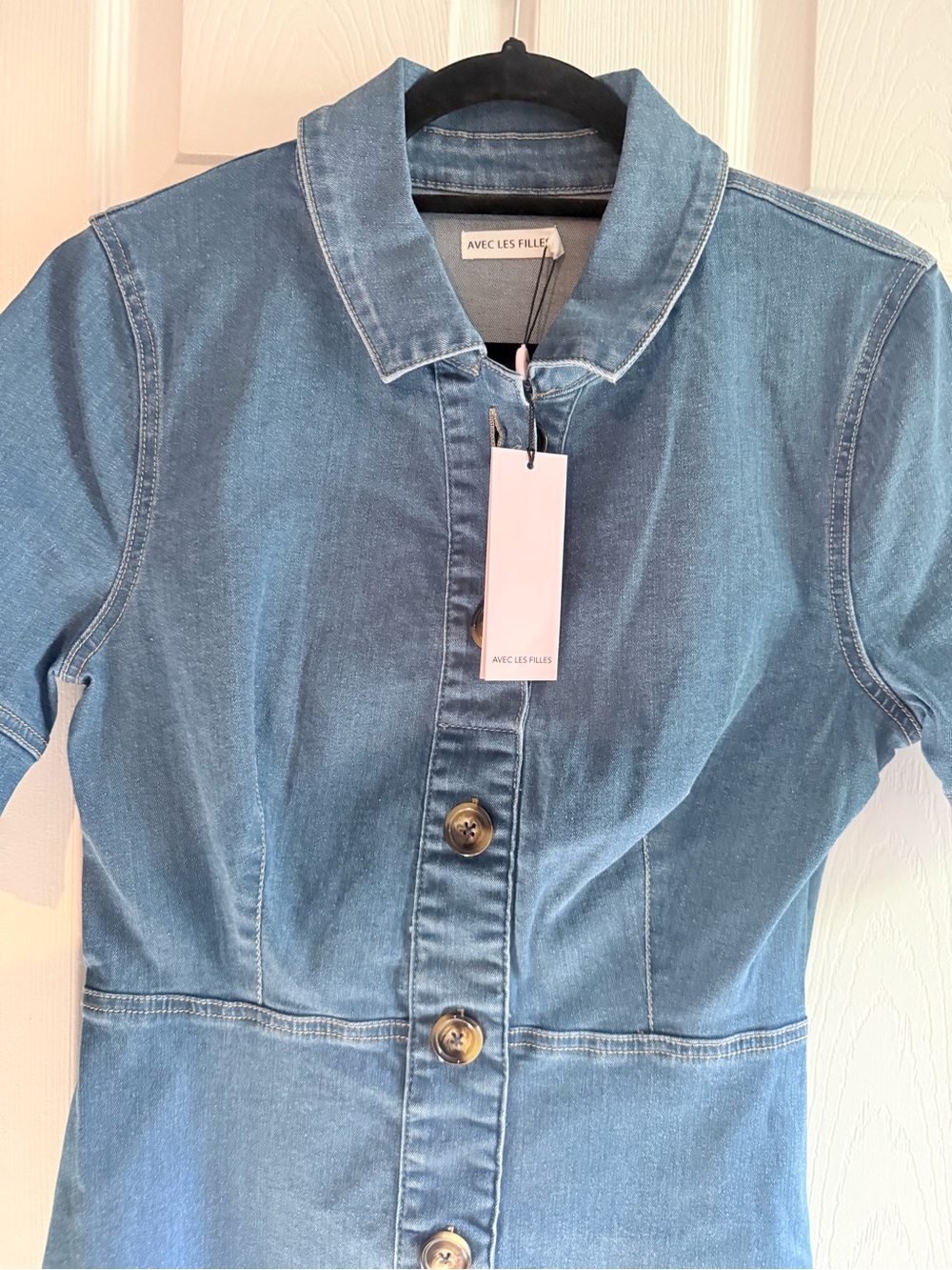 Avec Les Filles Blue Denim Collared Button-Front Midi Dress - Picture 3 of 4